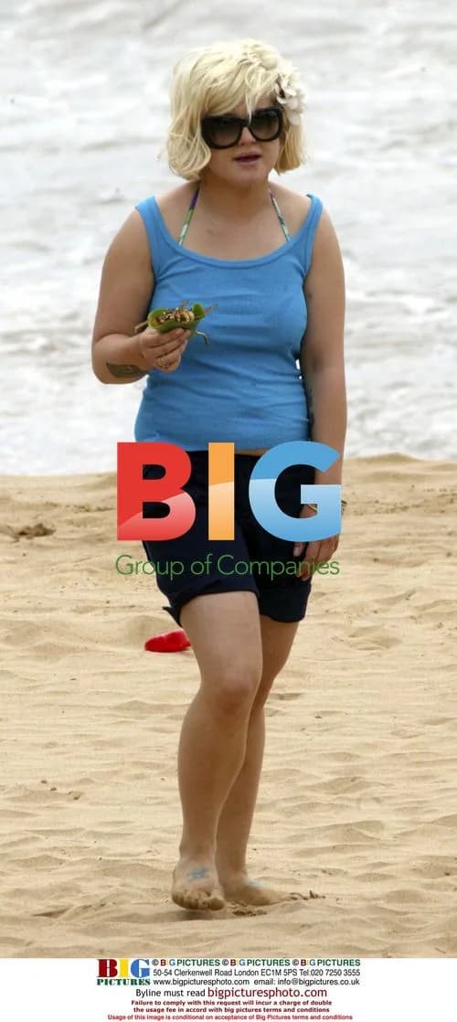 Kelly Osbourne Enjoys Beach Day in Hawaii