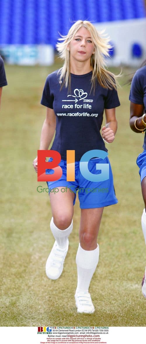 Footballer's Wives and Girlfriends Train for Cancer Race