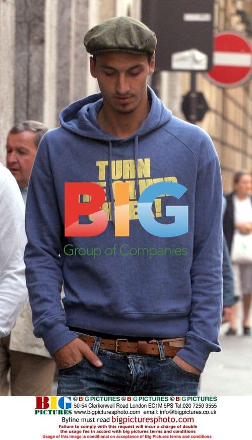 Zlatan Ibrahimovich Shopping in Milan