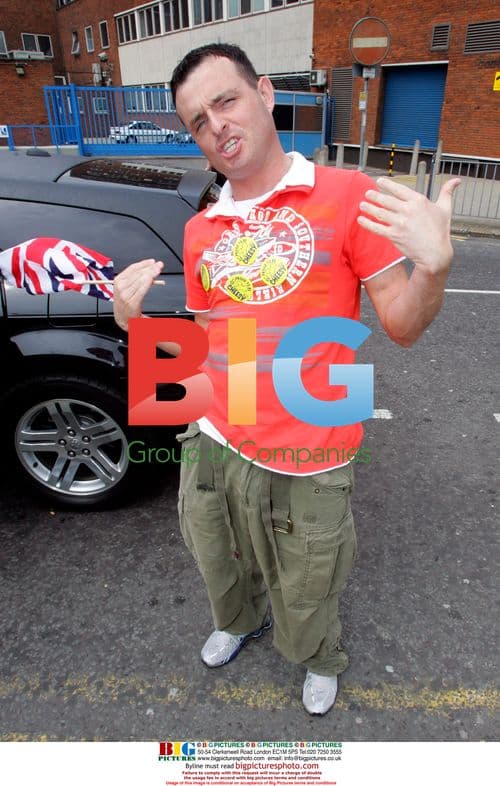 Daz Sampson heads to Eurovision 2006