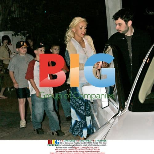 Christina Aguilera and family dinner in Hollywood