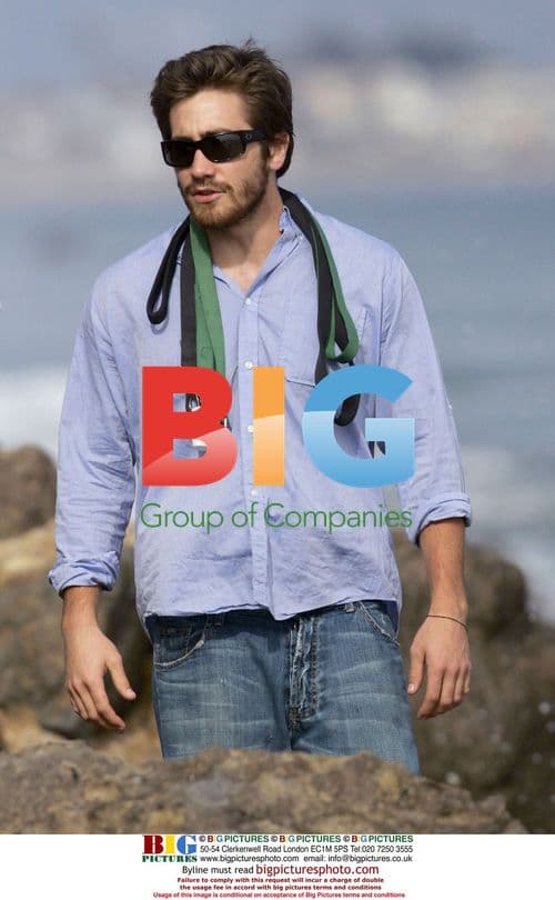 Jake Gyllenhaal Celebrates Mother's Day