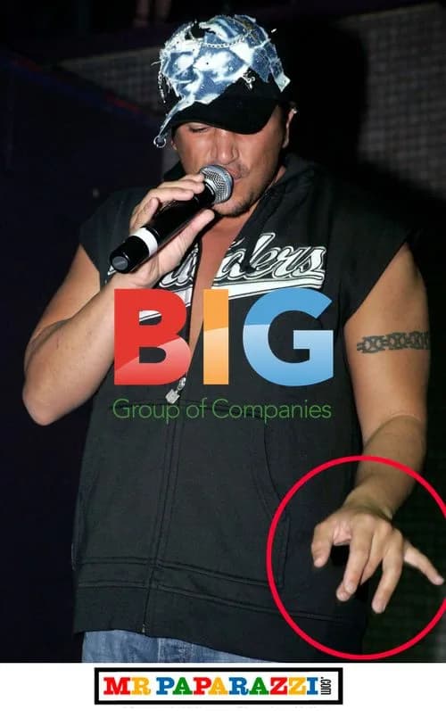 Peter Andre performs at Tall Trees club in Yarn, UK