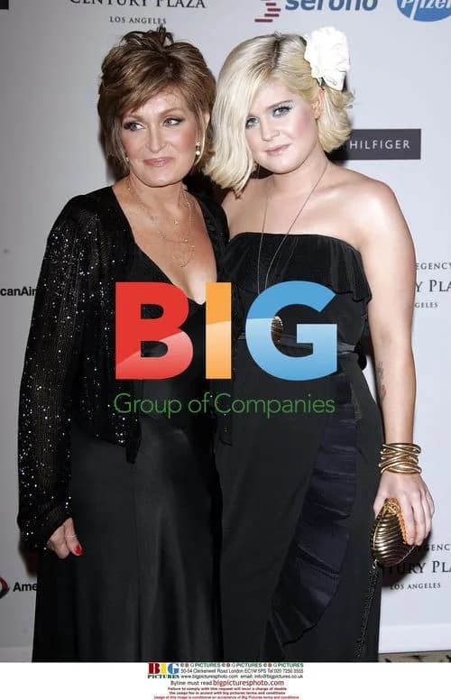 SHARON & KELLY OSBOURNE at Race To Erase MS Gala