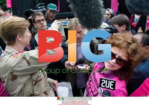 Susan Sarandon and Cindy Sheehan at Peace Vigil