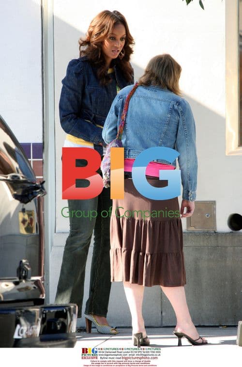 Tyra Banks shows diva behavior on talk show set