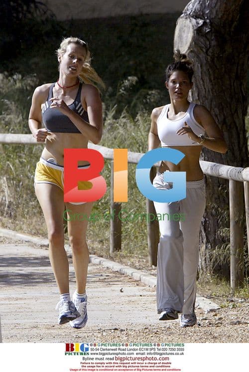 England Footballers' Wives Jog