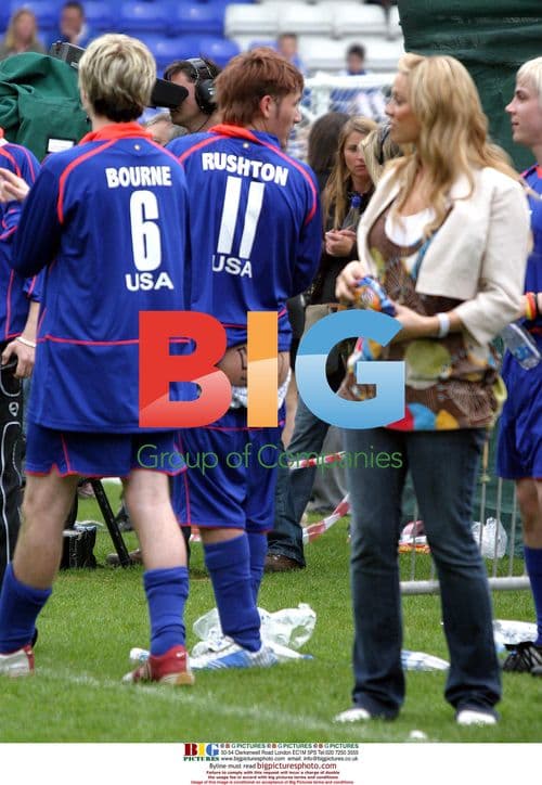 SON OF DORK's DAVE writes SAD on STEVE's bum!