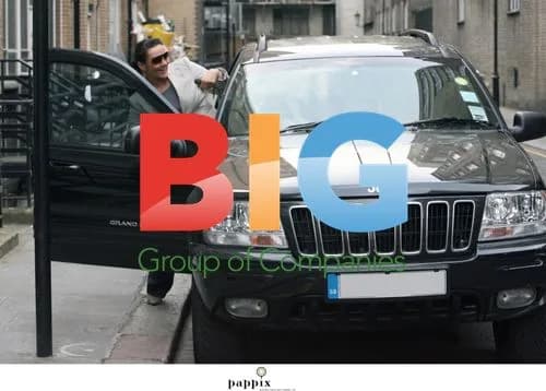 Martine McCutcheon's Jeep Clamped