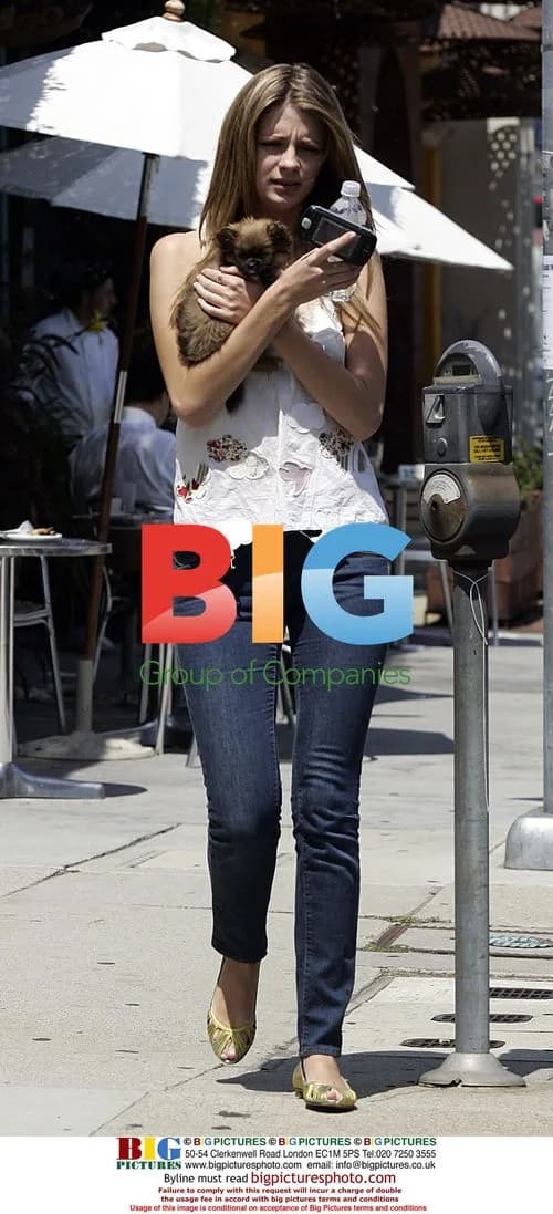 Mischa Barton Enjoys Lunch with Puppy and Mom