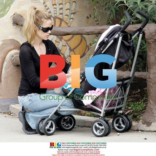 Denise Richards with Daughters at Zoo