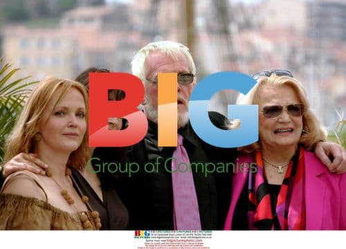 Cannes Photocall for "Paris Je t'Aime"