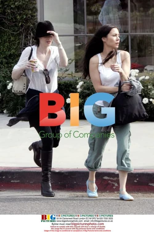 Winona Ryder and China Chow's Shopping Adventure