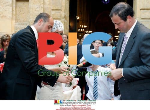 Jose Reina Marries Yolanda Ruiz in Cordoba