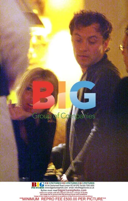 Jude Law and Sienna Miller have boozy night out