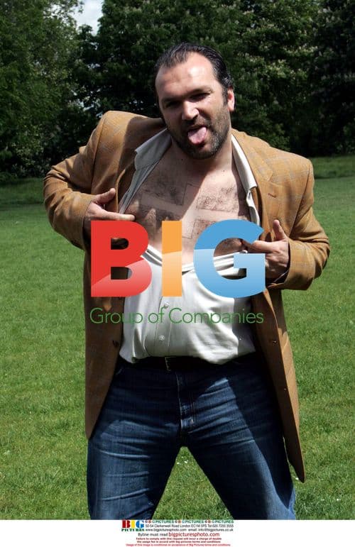 Neil 'Razor' Ruddock with glamour girls