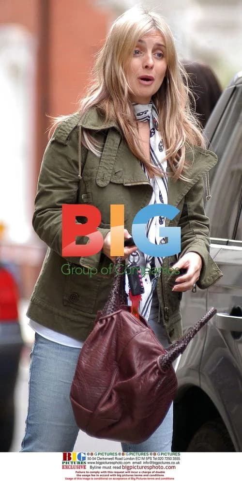 Louise Redknapp Shopping in London