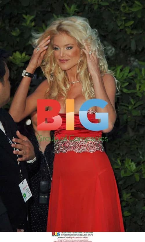 Victoria Silvstedt at amfAR's Cinema Against AIDS Benefit