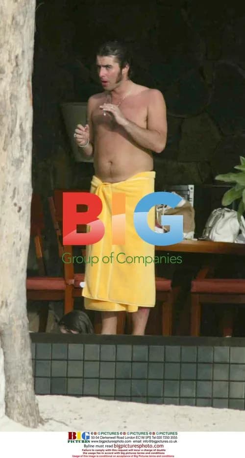 Liam Gallagher relaxes on Caribbean holiday