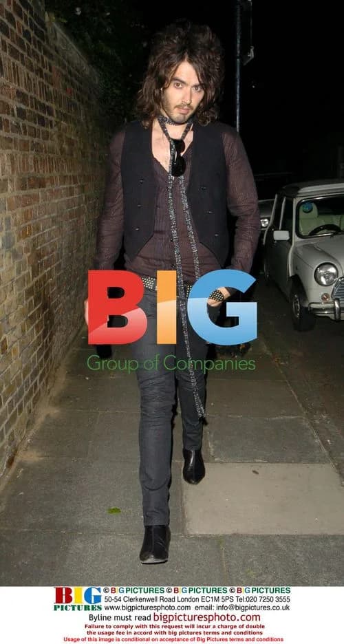Russell Brand visits Kate Moss in London