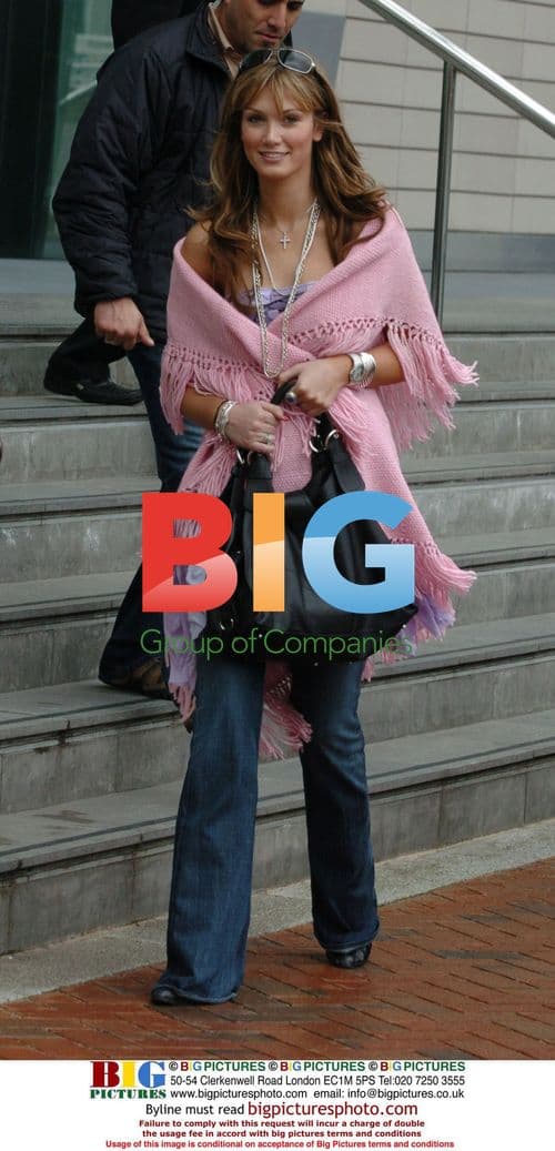 Brian McFadden and Delta Goodrem Grab Starbucks