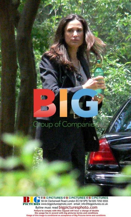 Demi Moore Films 'Mr. Brooks' in Shreveport