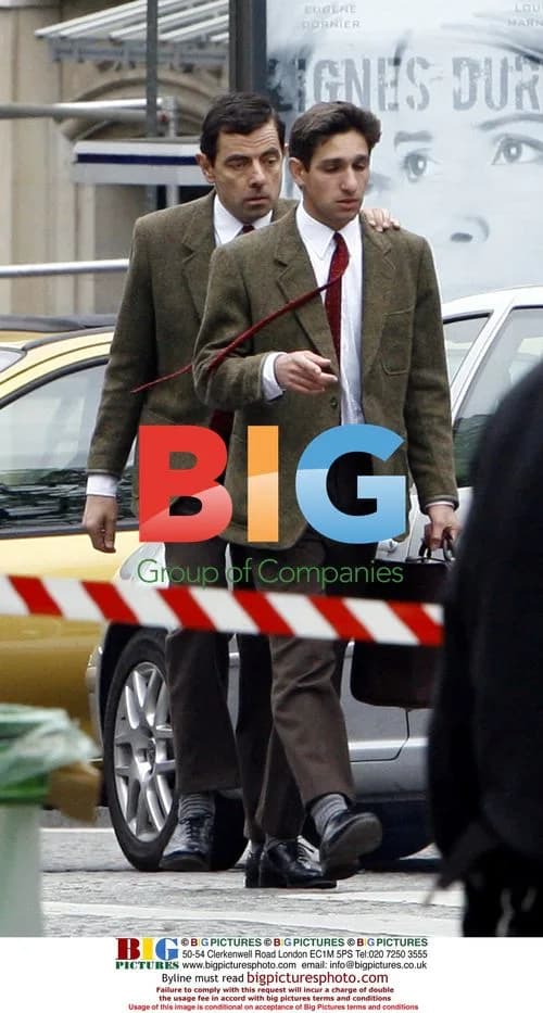 Rowan Atkinson films 'French Bean' in Paris
