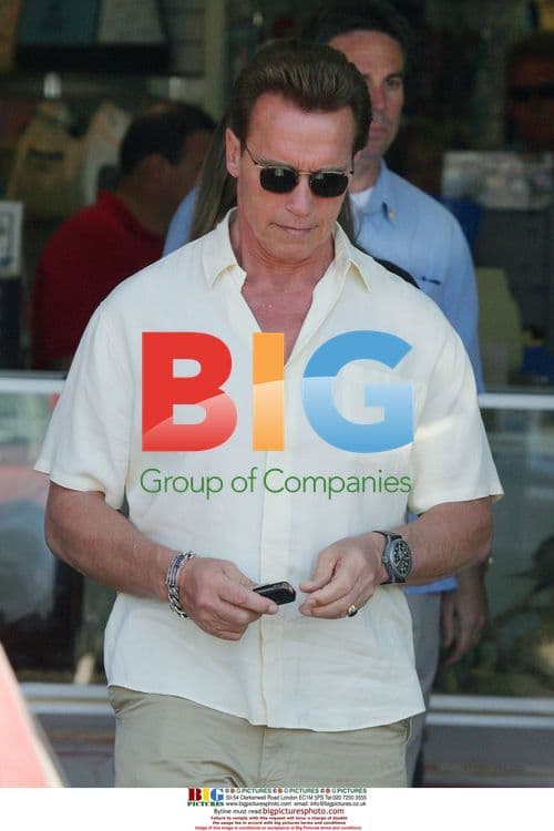 Arnold Schwarzenegger & Son at Pet Store