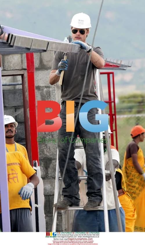 Brad Pitt Helps Build Homes in India