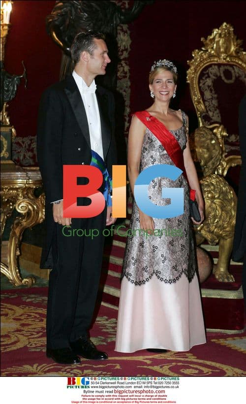 Spanish Royals Host Dinner for Portuguese President