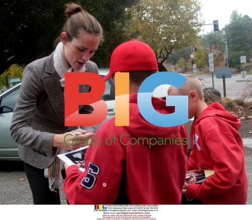 Jennifer Garner at Civic Park rally