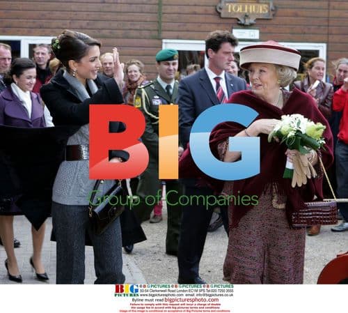 Queen Rania and Queen Beatrix visit Flevoland, Holland