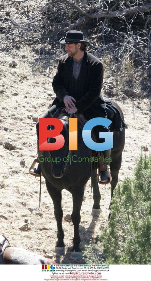 Russell Crowe films scenes for "3:10 To Yuma"