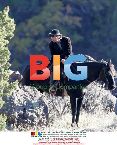 Russell Crowe films '3:10 To Yuma' in New Mexico