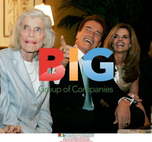 Schwarzenegger Celebrates Re-Election in Beverly Hills