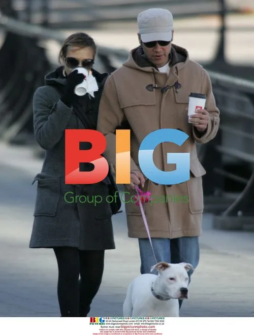 Jessica Alba and Cash Warren walk dog in Vancouver