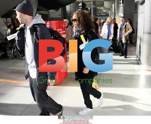 Rihanna Leaves Paris After TV Show