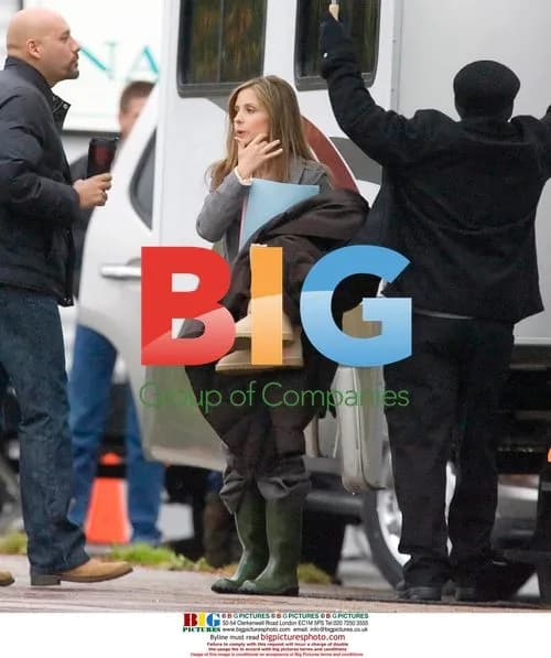 Sarah Michelle Gellar on set of "Addicted"