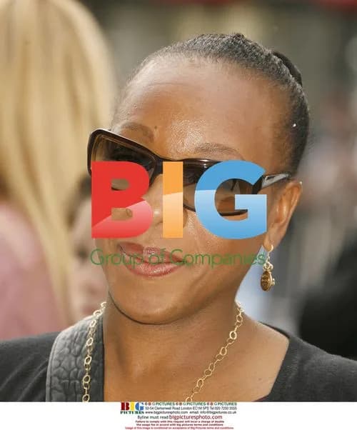 Marianne Jean-Baptiste at "Happy Feet" premiere