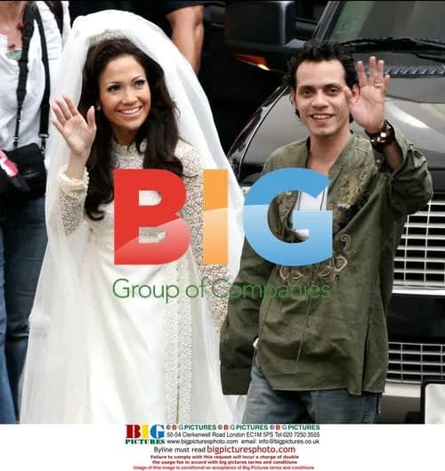 Jennifer Lopez & Marc Anthony on "El Cantante" set