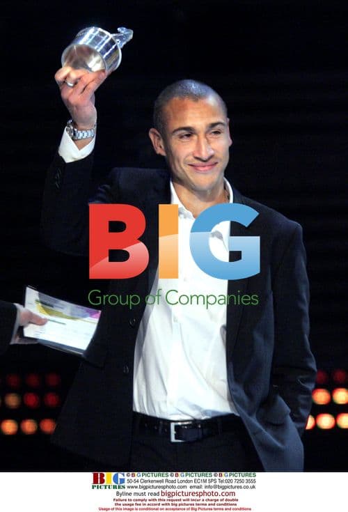 Henrik Larsson Wins Best Swedish Goal Award