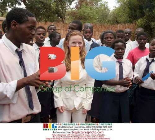 Geri Halliwell visits Zambia