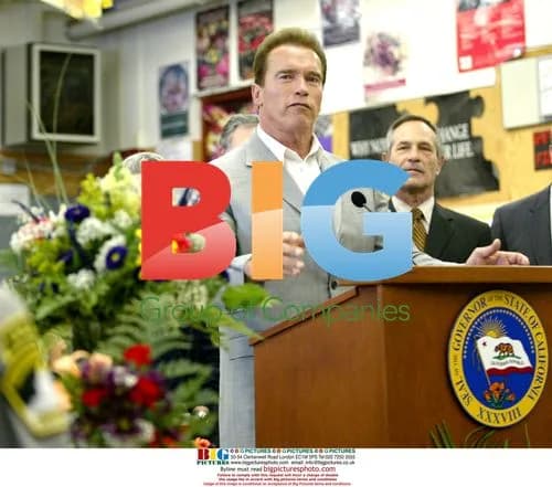 Arnold Schwarzenegger speaks at Florin High School