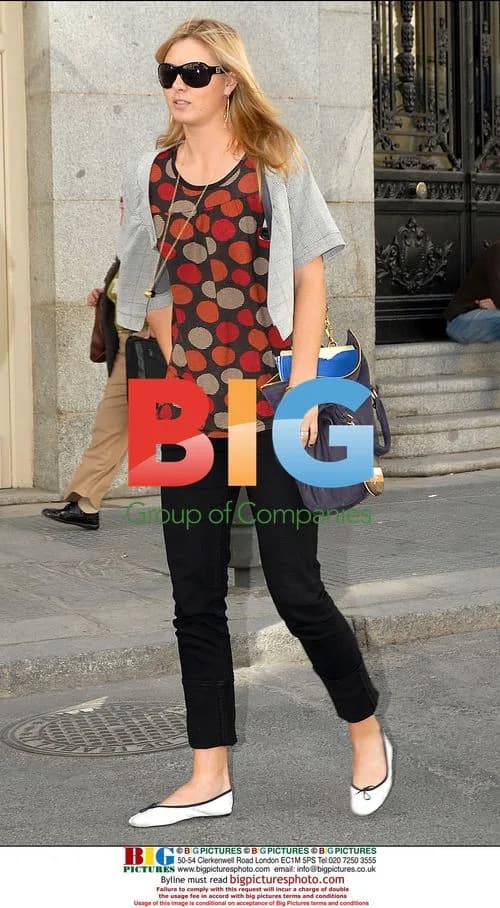 Maria Sharapova Walking in Madrid