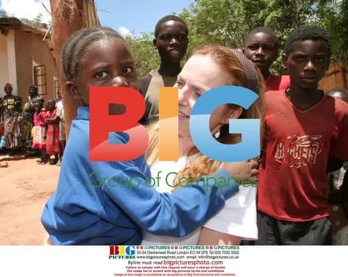 Geri Halliwell with Zambian Child Eunice Kasamumba
