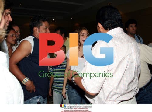 Shakira and Antonio De La Rua at Barefoot Feet Foundation Event