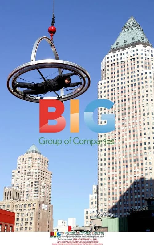 David Blaine spins in gyroscopic structure in NYC