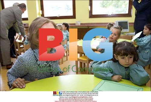 Kings of Spain Visit Schools in Aviles