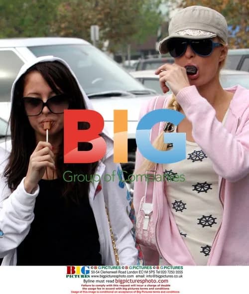 Paris Hilton and Nicole Richie Shopping and Eating in West Hollywood