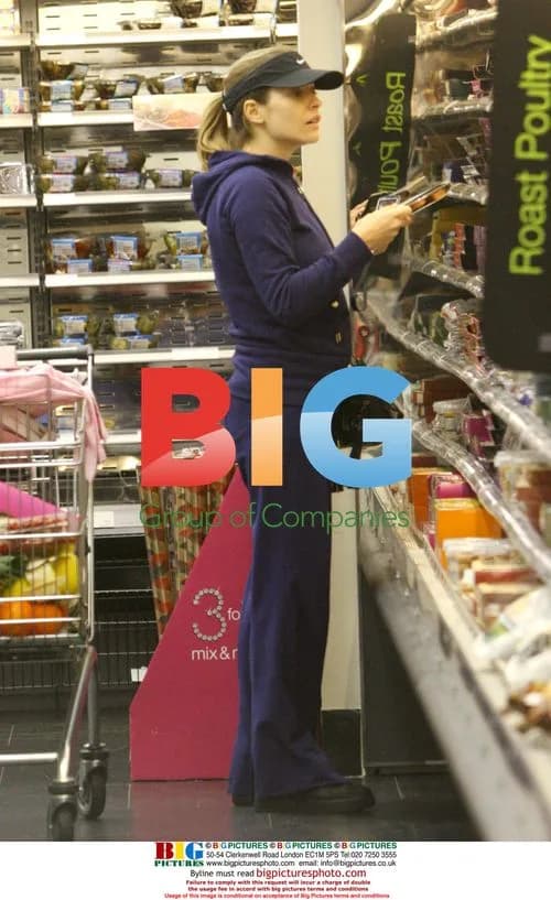 Elen Rives Shops for Maternity Wear